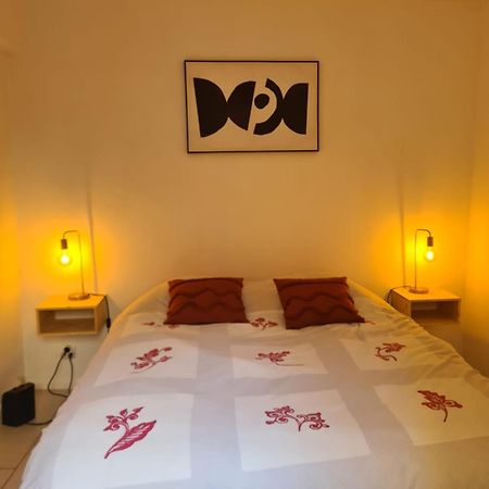 Appartement Intra Muros Avec Cour Privee Avignon Extérieur photo
