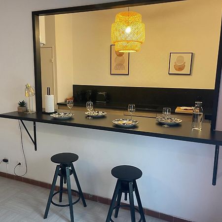 Appartement Intra Muros Avec Cour Privee Avignon Extérieur photo