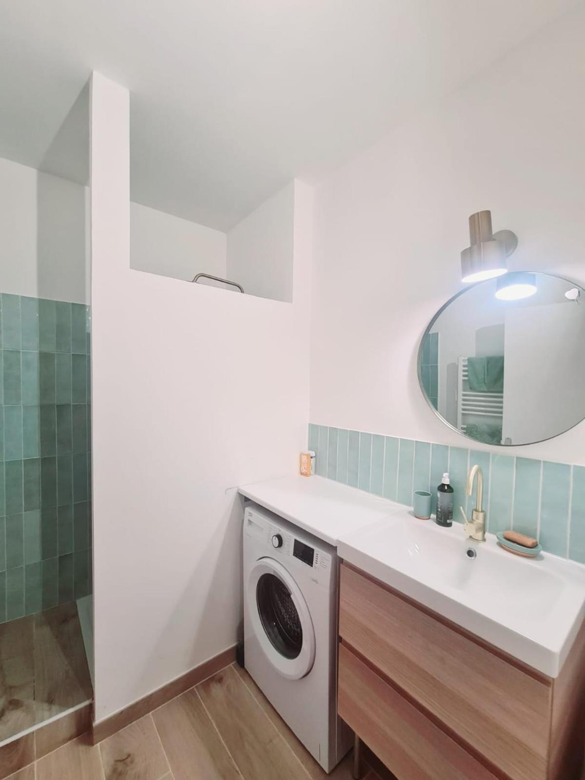 Appartement Intra Muros Avec Cour Privee Avignon Extérieur photo