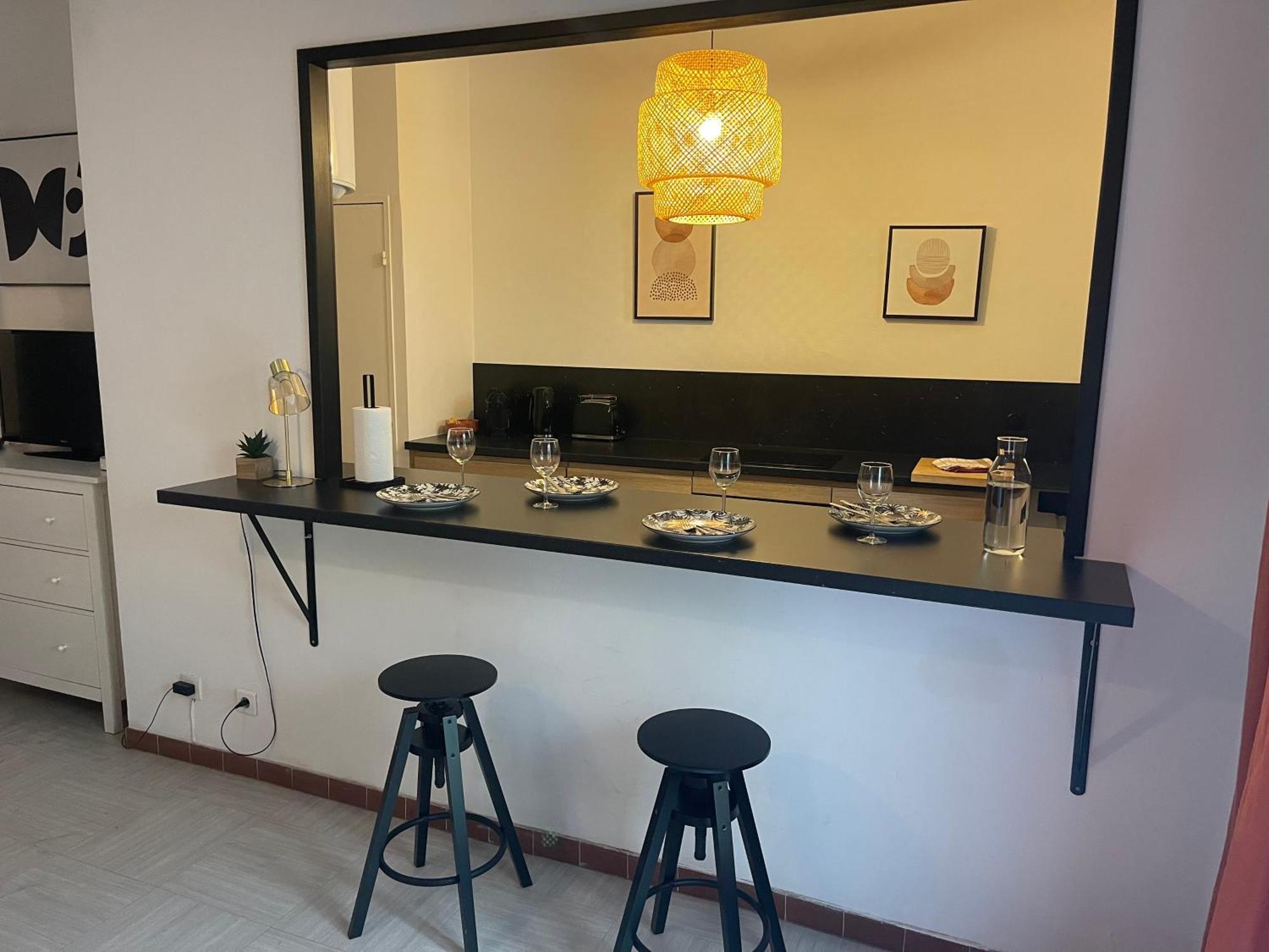 Appartement Intra Muros Avec Cour Privee Avignon Extérieur photo